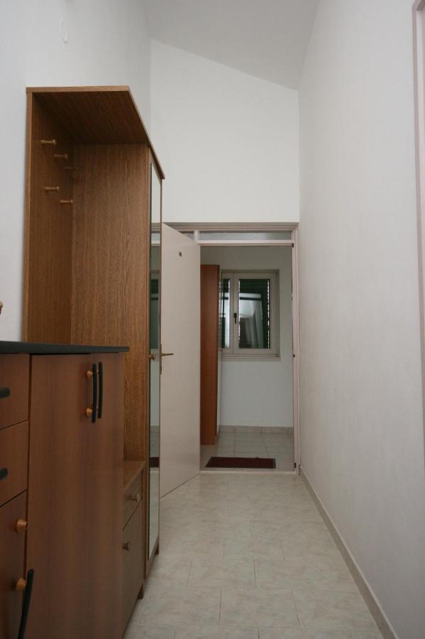 Apartments By The Sea Turanj, Biograd - 6445 Екстер'єр фото
