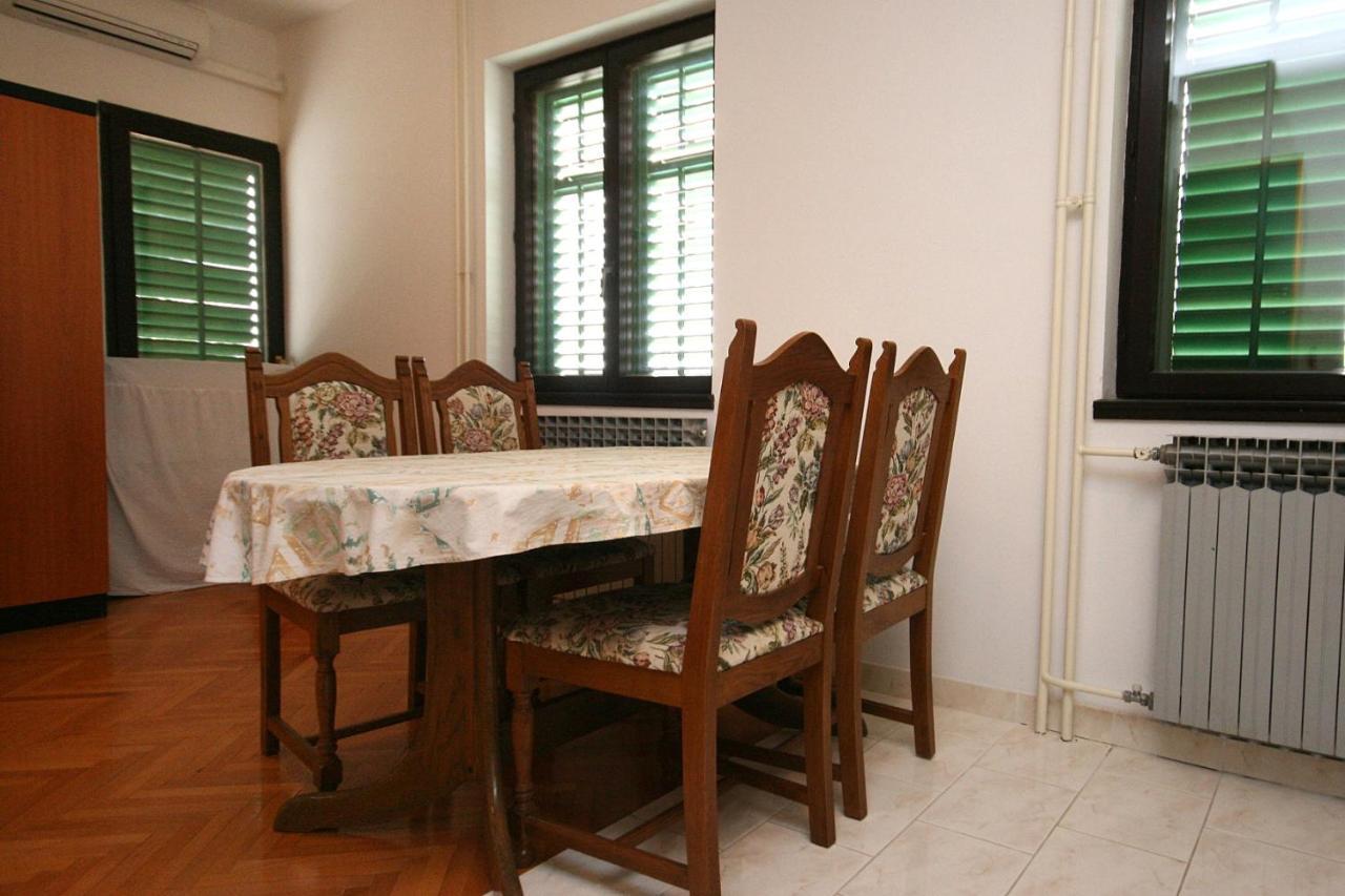 Apartments By The Sea Turanj, Biograd - 6445 Екстер'єр фото