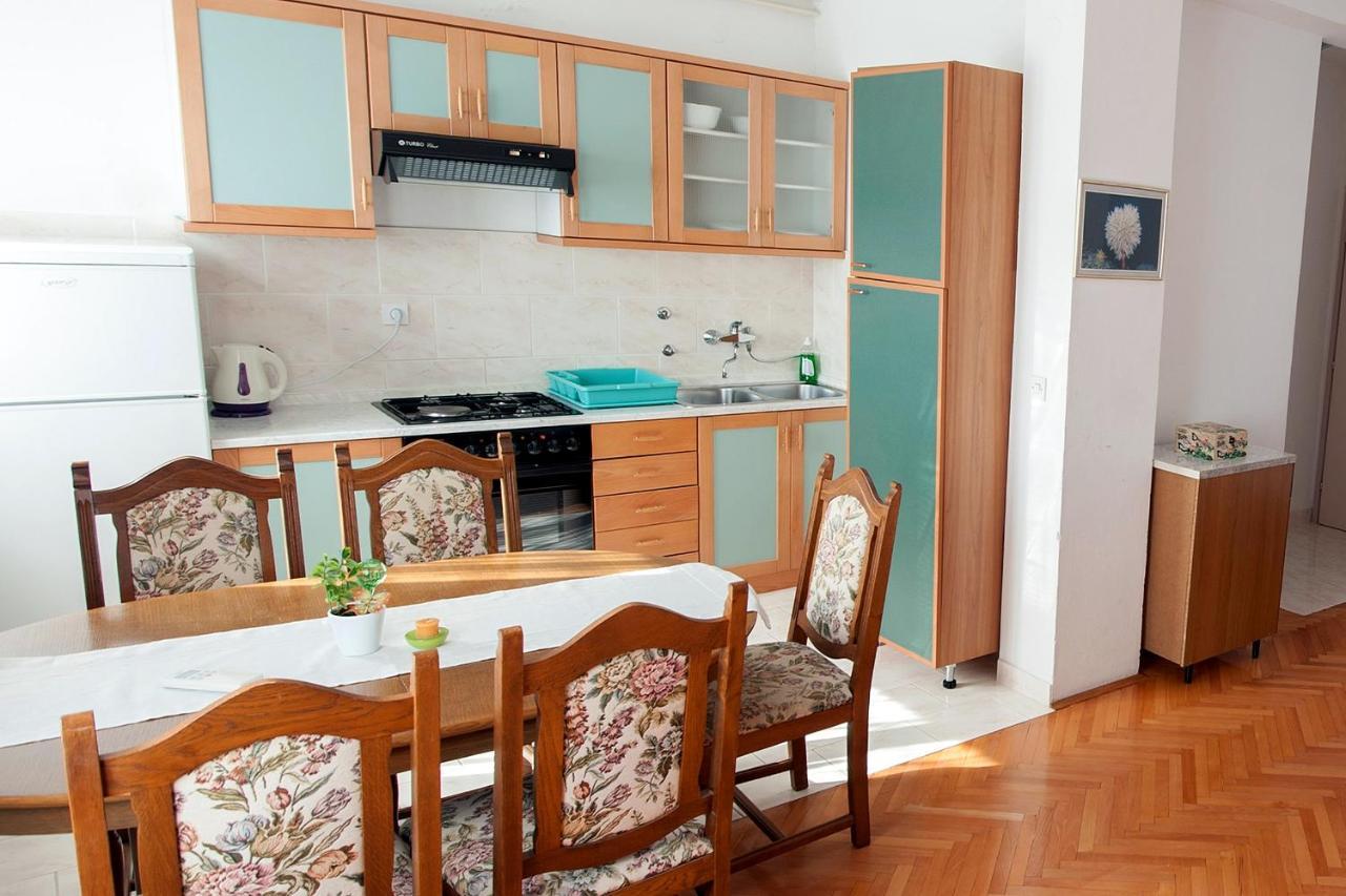 Apartments By The Sea Turanj, Biograd - 6445 Екстер'єр фото